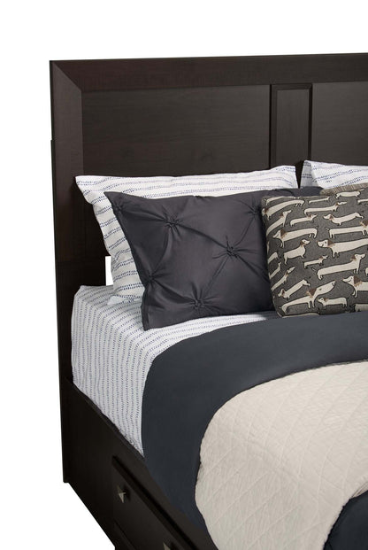 Lit avec rangement queen Yorkdale à 6 tiroirs - Brun | Grand lit avec rangement à 6 tiroirs Yorkdale - Brun