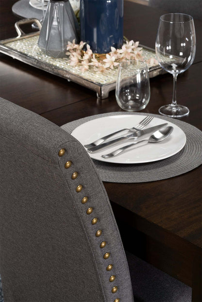 Chaise de salle à manger à dossier à oreilles York avec tissu d'apparence lin, capitonnée par boutons - Gris | Chaise de salle à manger York à oreilles en tissu d'apparence lin avec capitonnage - grise