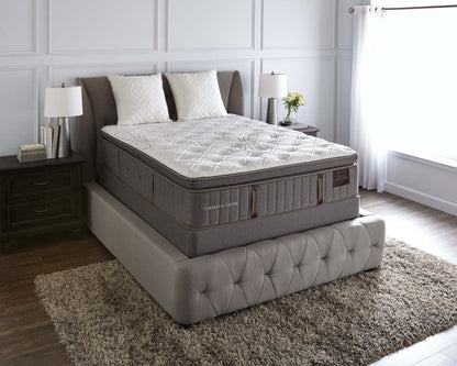 Stearns &amp; Foster Eastminster Pillow-Top Queen Mattress Set|Ensemble matelas à plateau-coussin Eastminster de Stearns &amp; Foster pour grand lit
