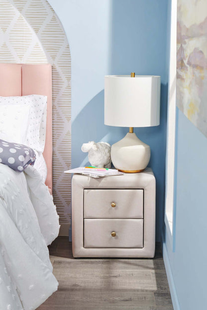 Table de nuit rembourrée à 2 tiroirs Zara, 20,5 L x 20,75 H - Beige | Table de nuit rembourrée Zara de 20,5 po (l) x 20,75 po (H) à 2 tiroirs - beige